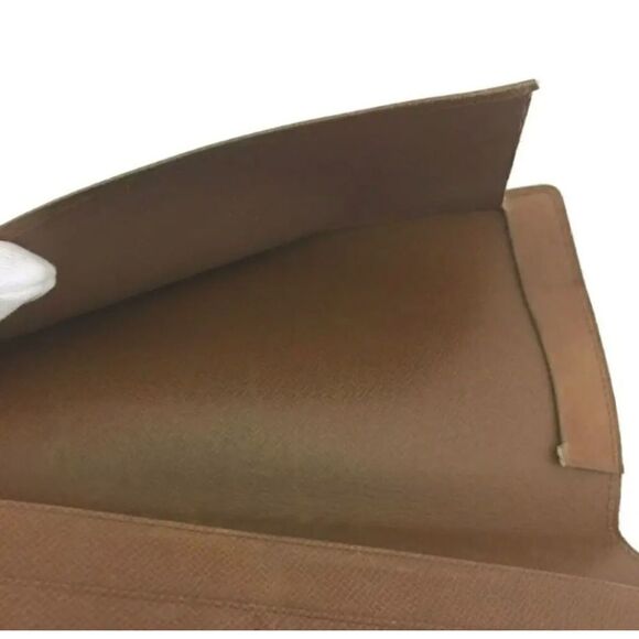 Authentic Louis Vuitton Monogram Bifold Long Wallet /R4027. ET875. - Picture 6 of 8